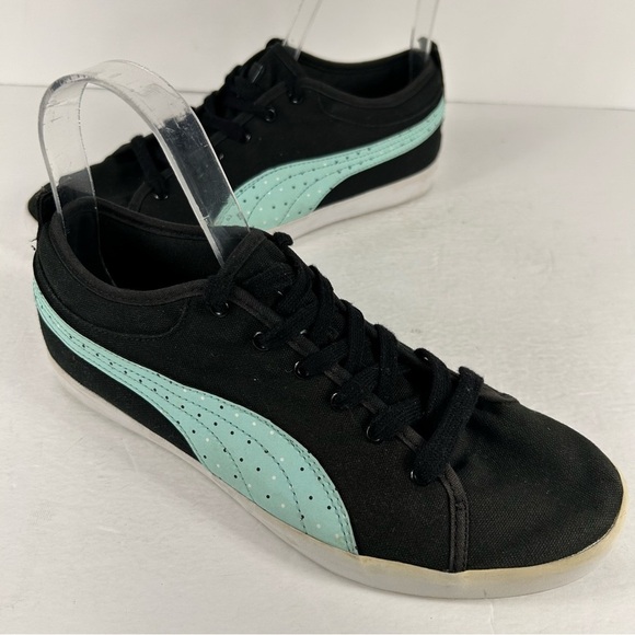 ❤️ Puma Women's Black and Light Blue Sneakers Size 8 - Picture 1 of 9